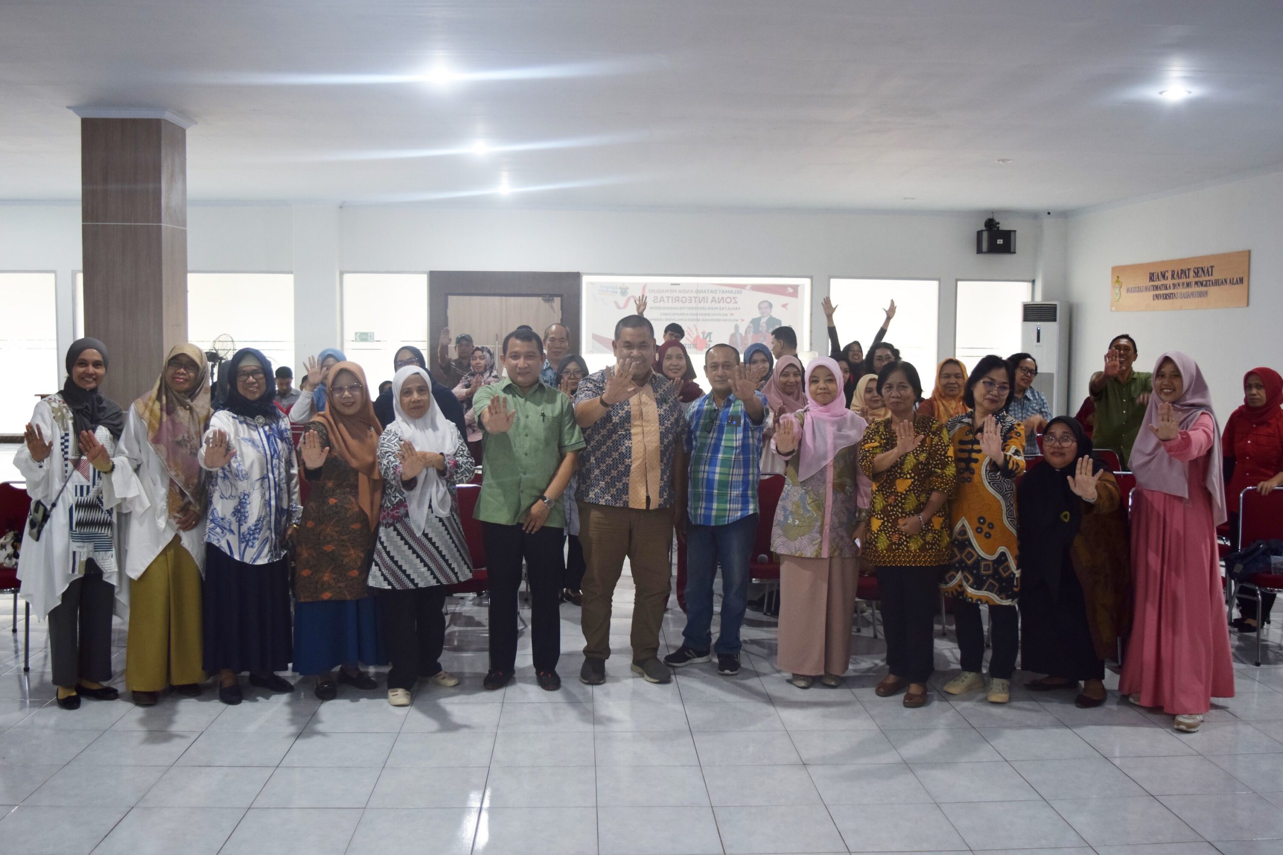 FMIPA Unhas Gelar Sosialisasi Zona Integritas tentang Gratifikasi, Whistle Blowing System, dan Benturan Kepentingan.