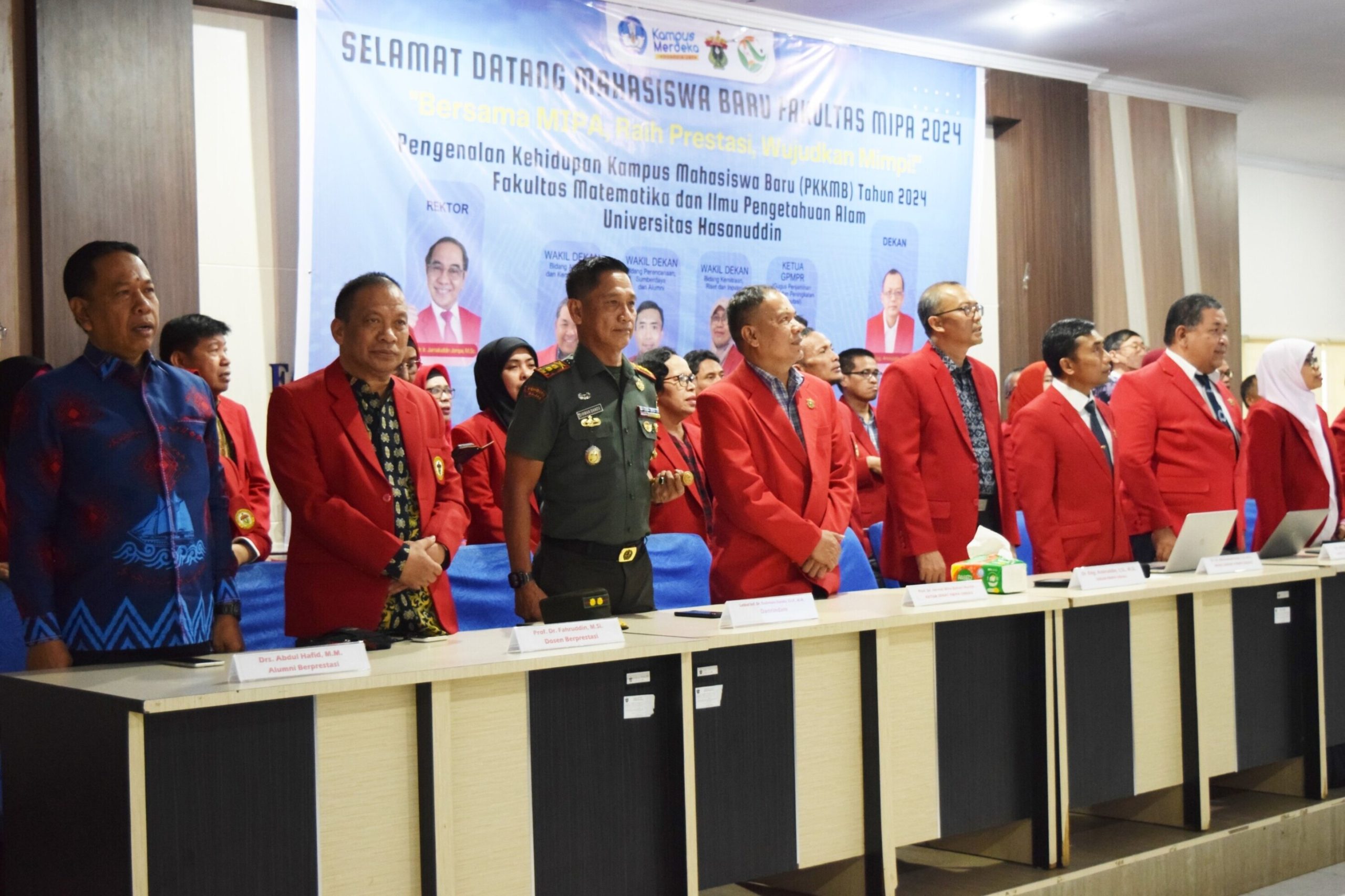 Sambut 700 Mahasiswa Baru, Dekan FMIPA Unhas Pesan Jadilah Mahasiswa yang Cerdas dan Bijaksana.