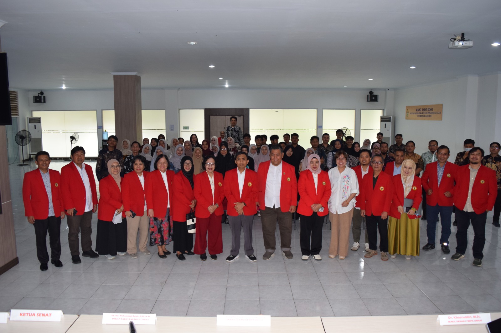 FMIPA Unhas Sambut 49 Mahasiswa Baru Pascasarjana Tahun Akademik 2025/2026