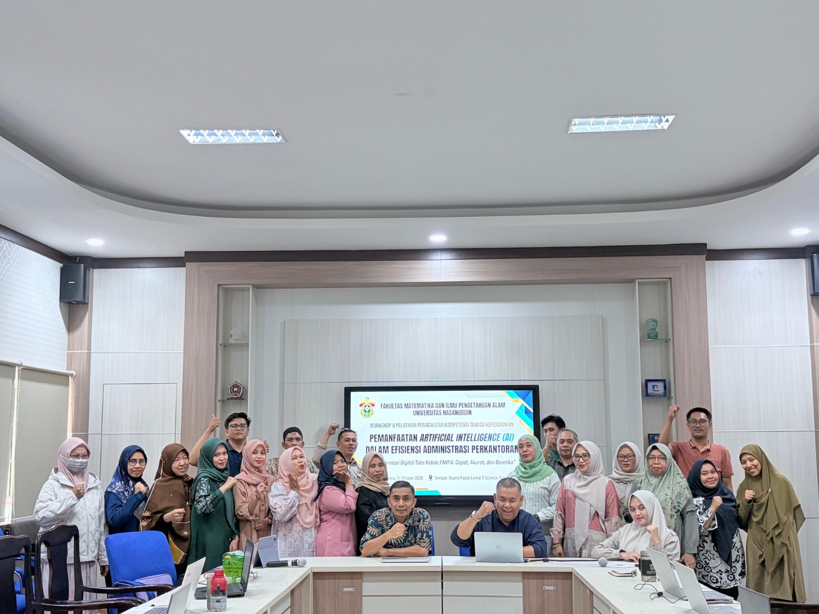 Tingkatkan Efisiensi Layanan, FMIPA Unhas Gelar Pelatihan AI untuk Produktivitas Kerja Pegawai